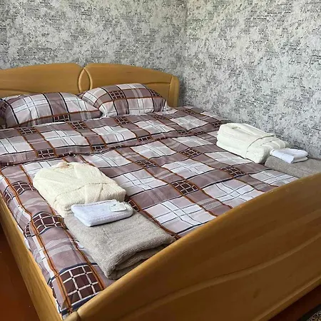 Apartament *